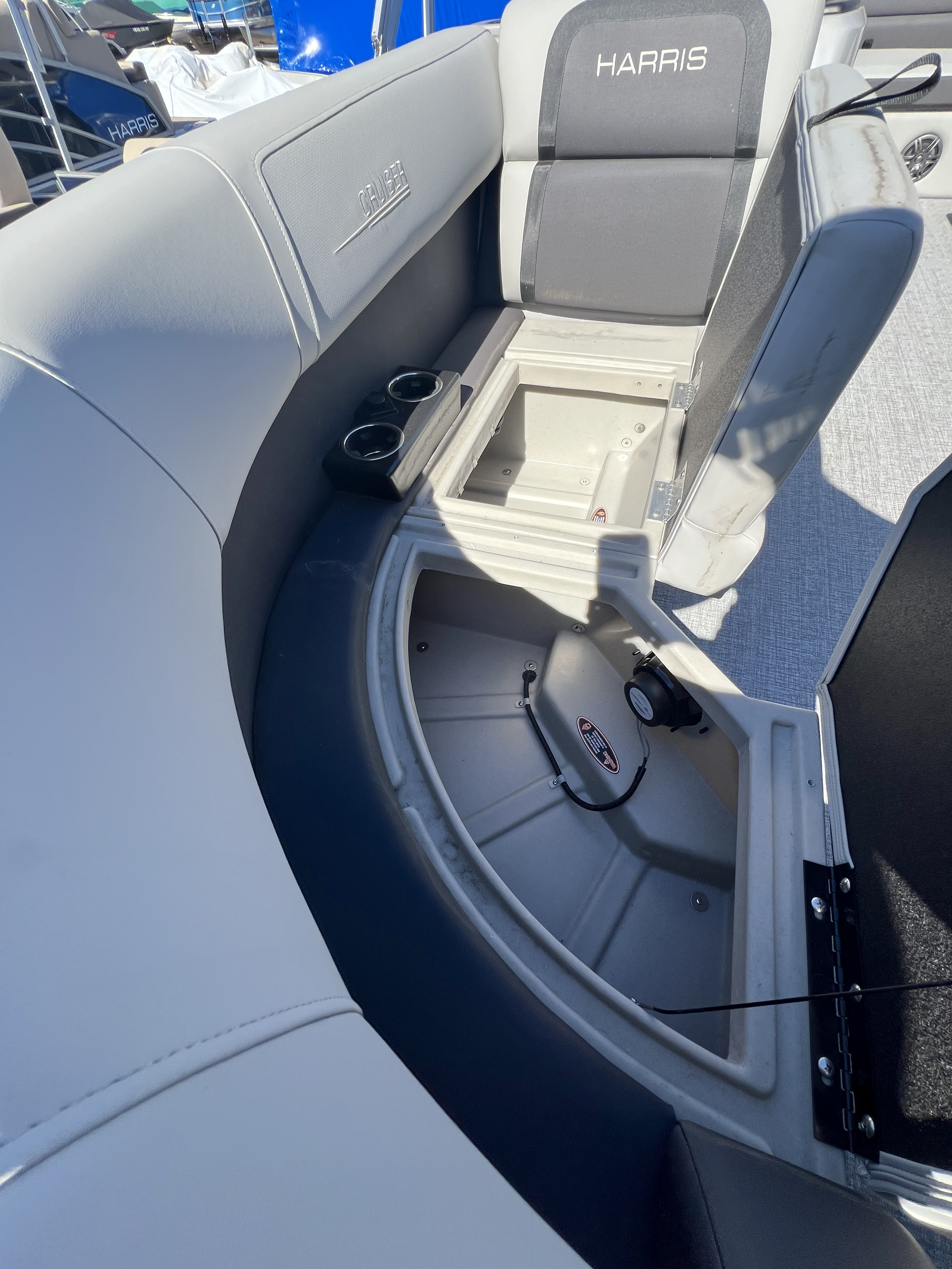 2025 Harris Cruiser 210 CS - Photo 15